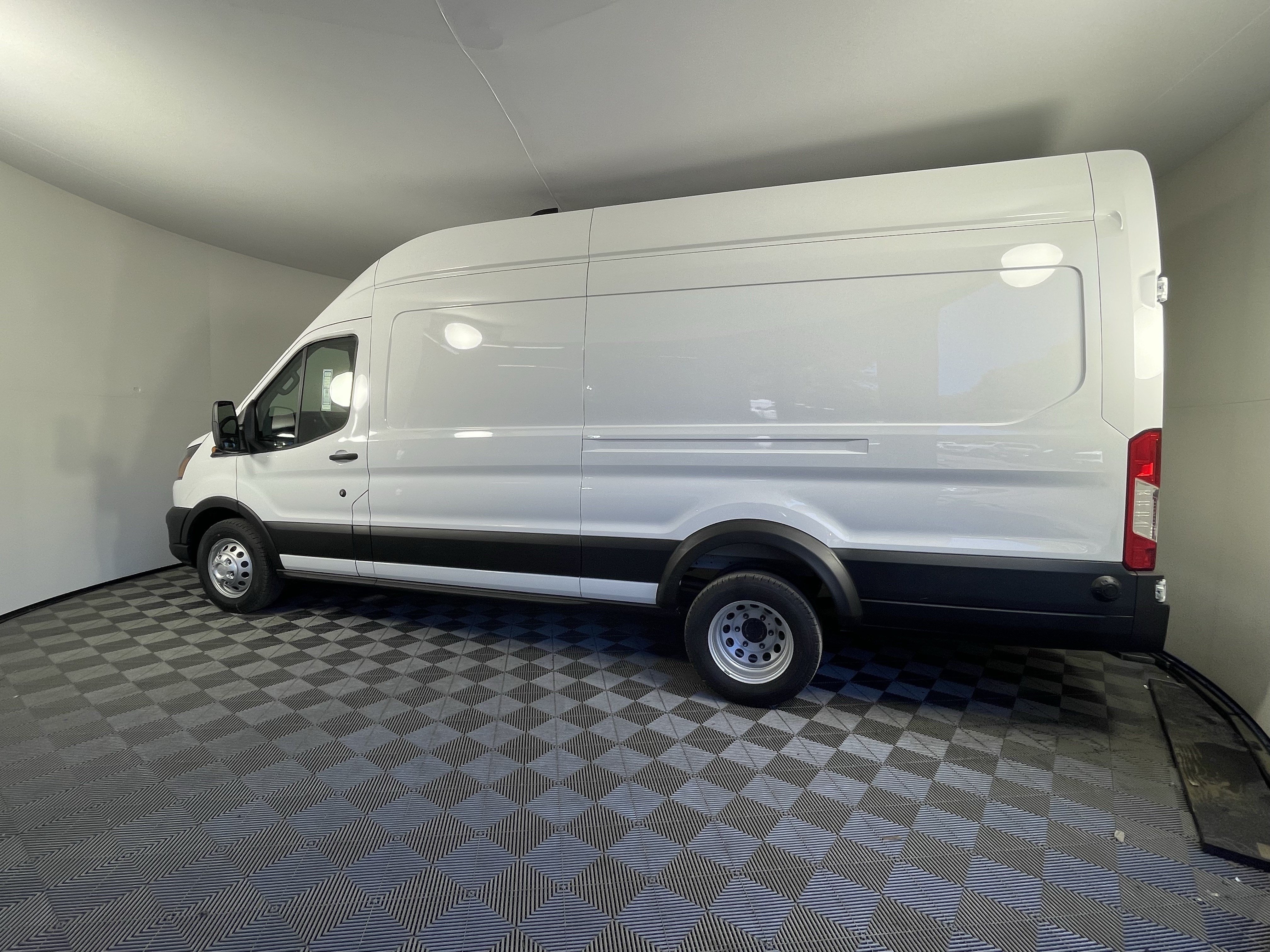 New 2026 Ford Transit 350 148 High Roof Extended DRW AWD/4WD image 2