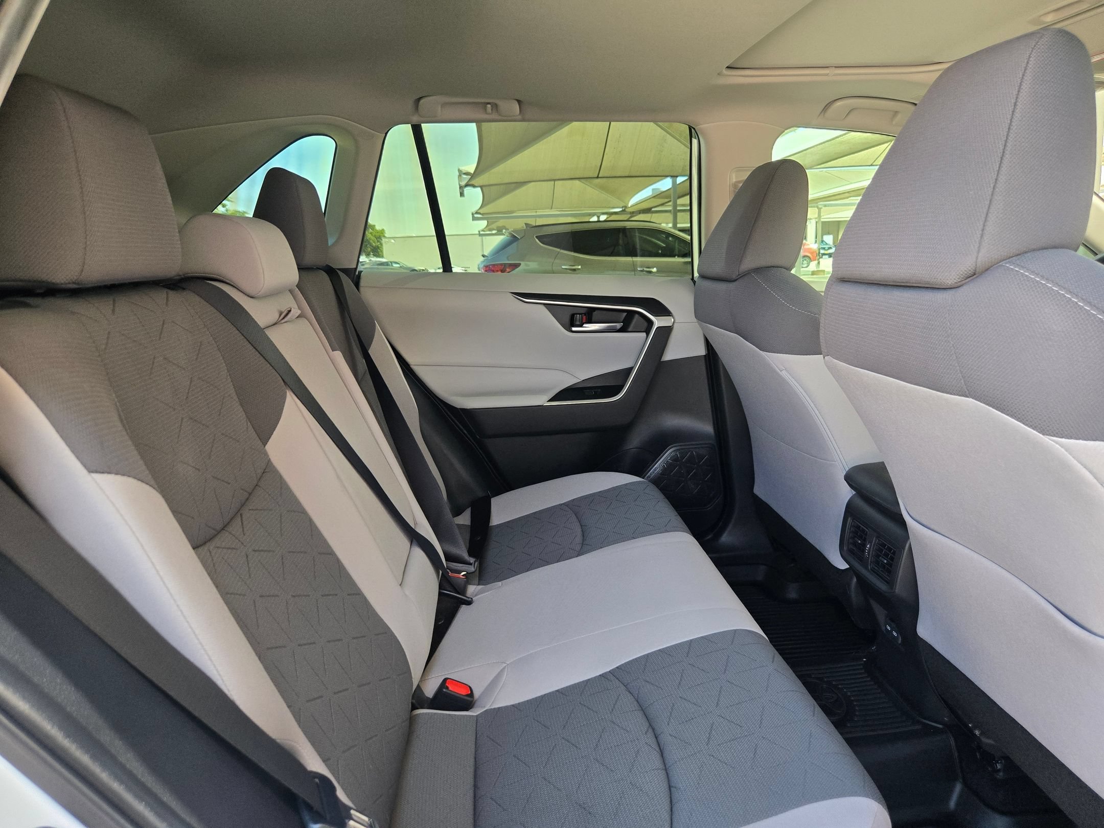 Used 2023 Toyota RAV4 XLE w/ Convenience Package FWD image 26