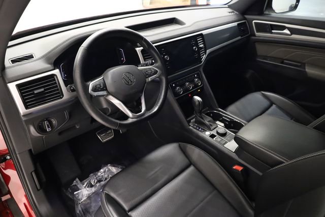 Used 2023 Volkswagen Atlas Cross Sport SEL R-Line image 12