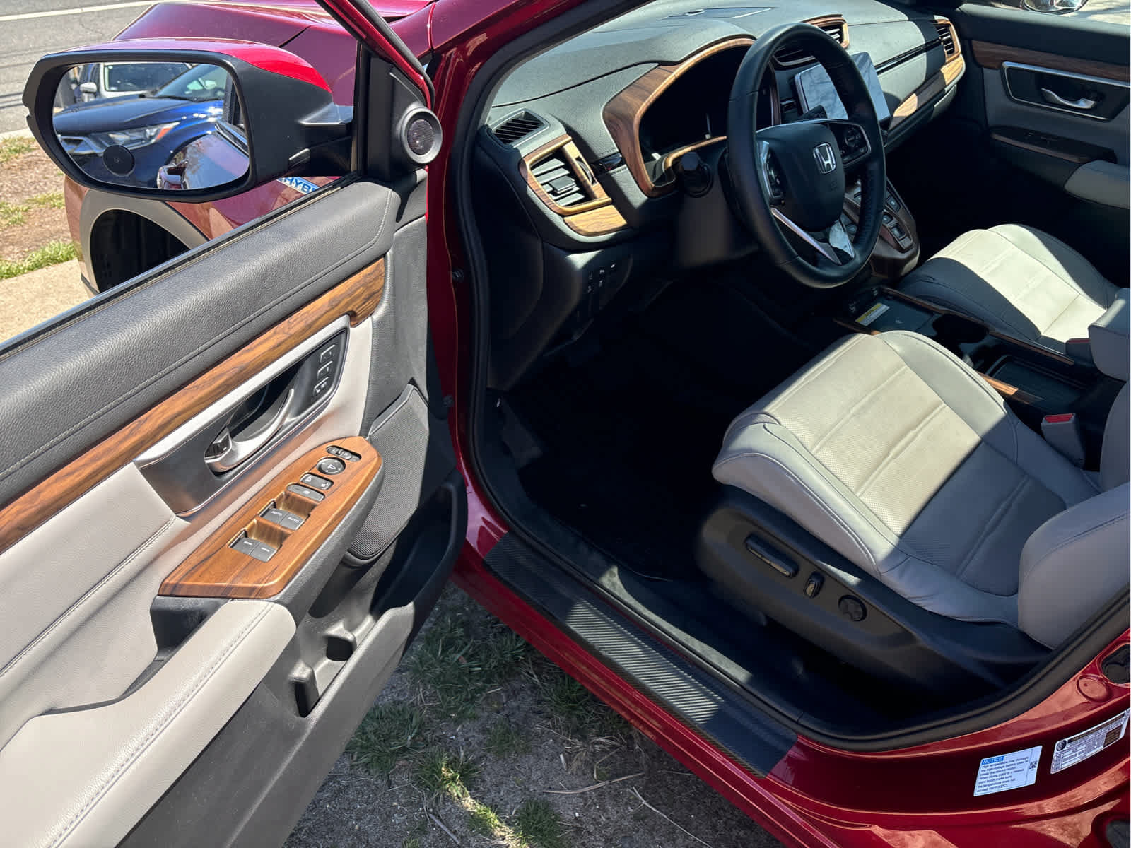 Used 2022 Honda CR-V Touring image 7