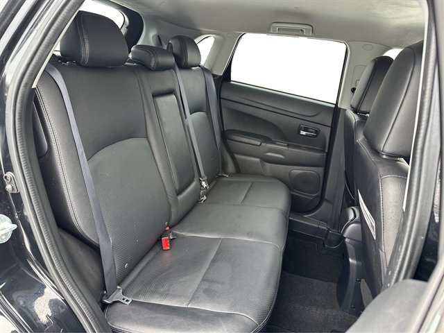 Used 2016 Mitsubishi Outlander Sport SEL image 41