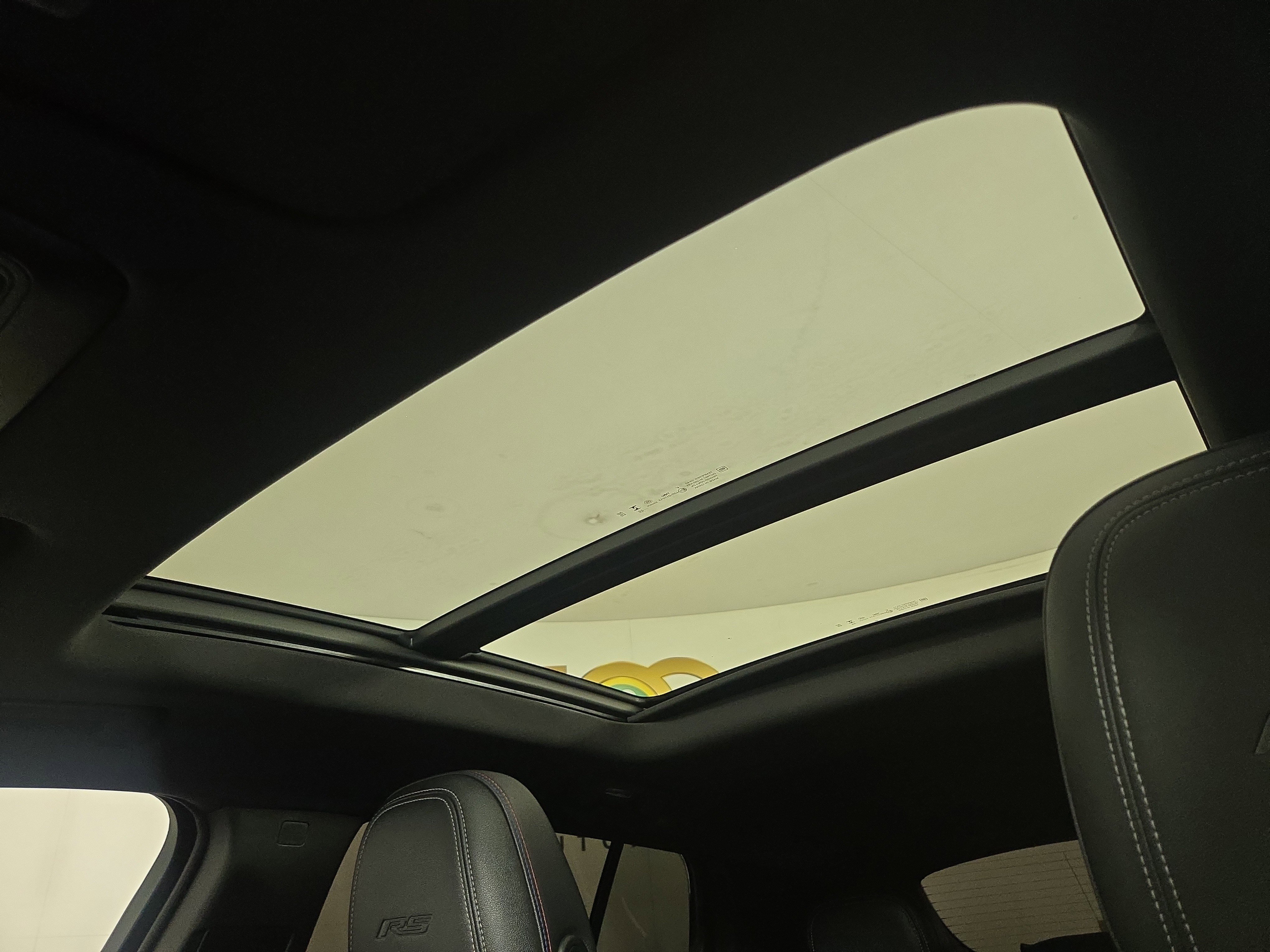 Used 2025 Chevrolet Equinox EV RS w/ LPO, All-Weather Mat Package FWD image 23