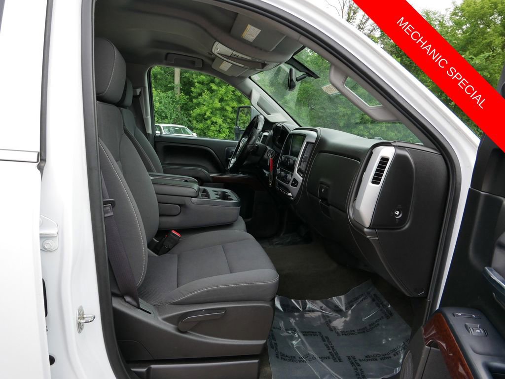 Used 2016 GMC Sierra 3500 SLE w/ SLE Preferred Package AWD/4WD image 8