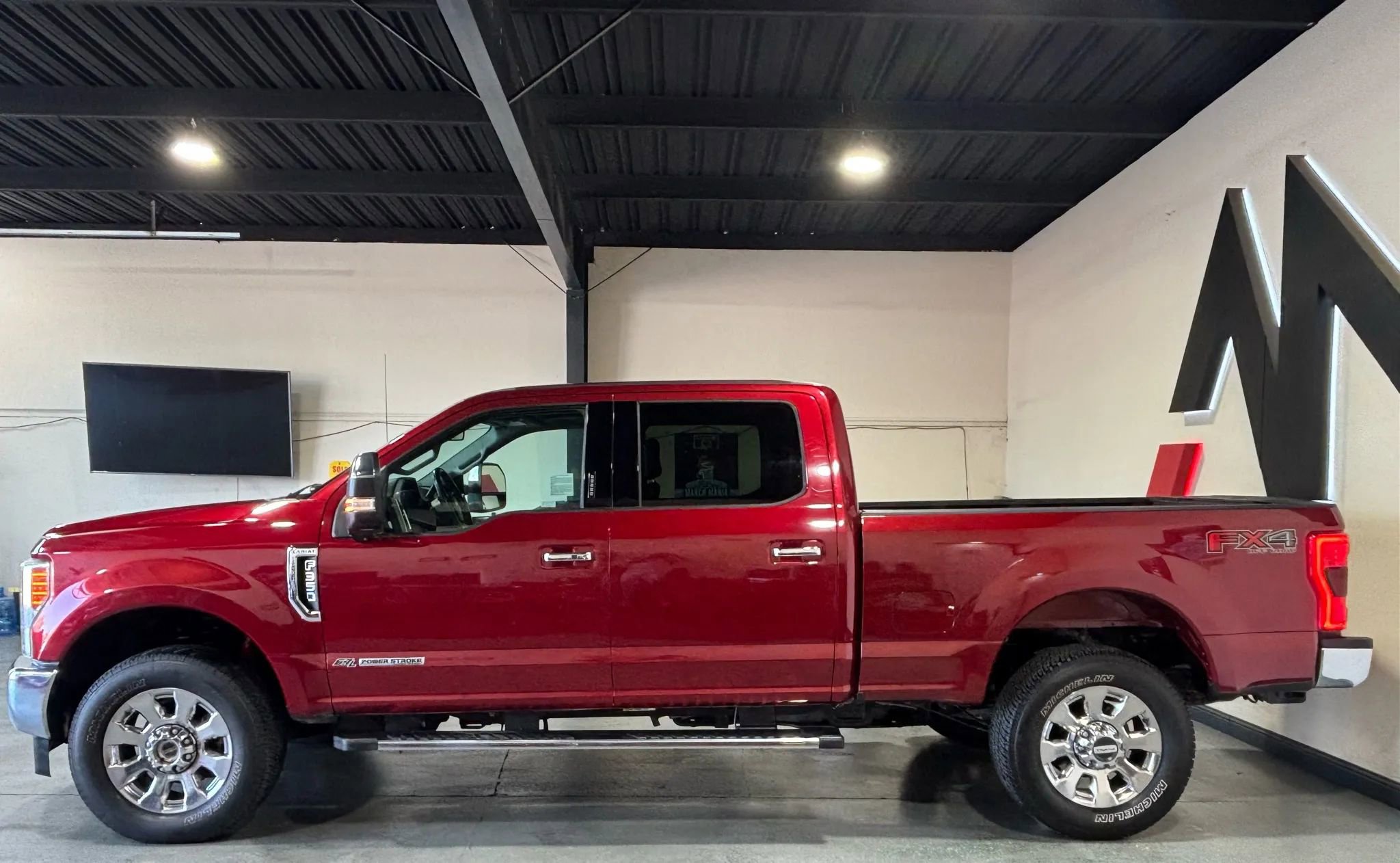 Used 2017 Ford F350 Lariat w/ Lariat Ultimate Package image 5