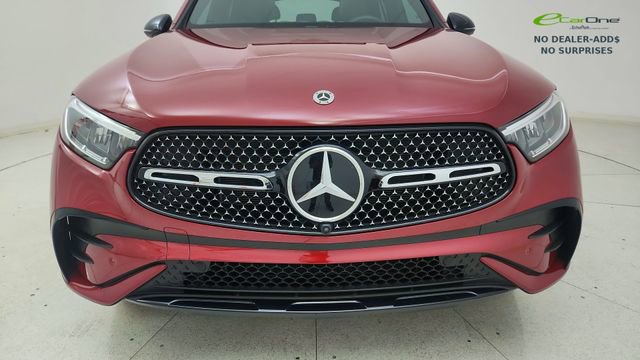 Used 2026 Mercedes-Benz GLC 300 w/ AMG Line image 9