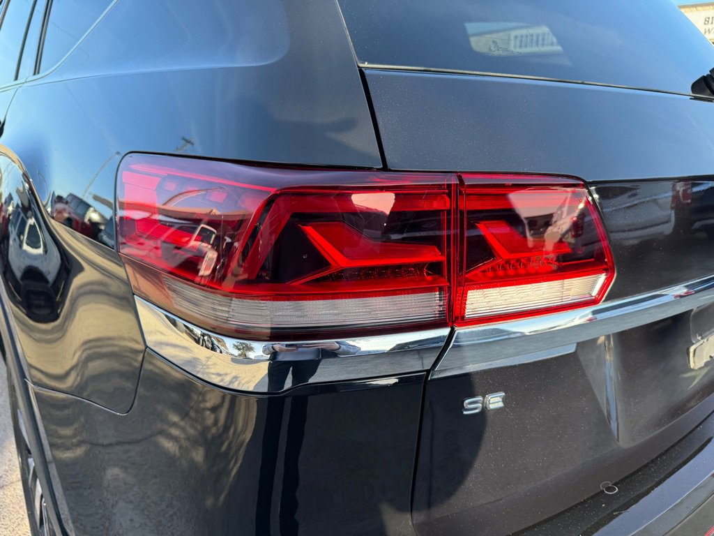 Used 2021 Volkswagen Atlas SE FWD image 11