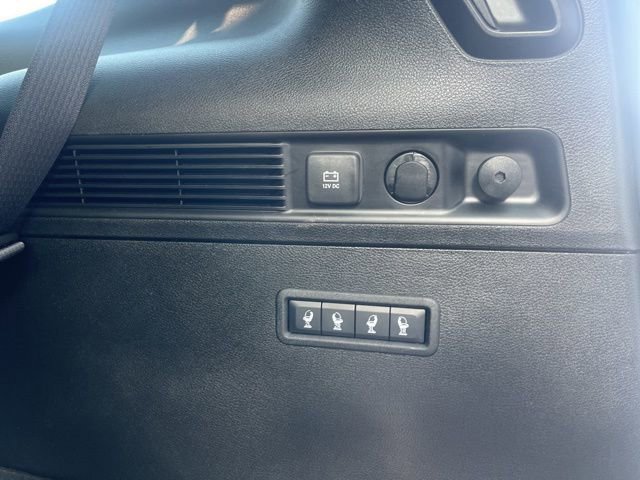 Used 2023 Jeep Wagoneer Series III w/ Preferred Equipment Group image 9