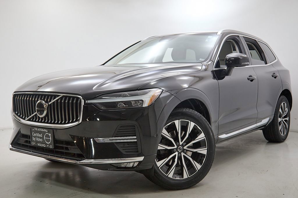 Certified 2023 Volvo XC60 B5 Plus w/ Climate Package image 2