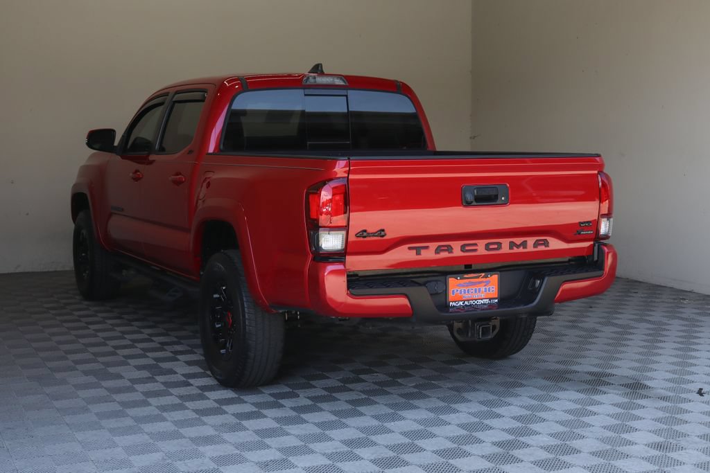 Used 2023 Toyota Tacoma SR5 w/ Technology Package AWD/4WD image 6