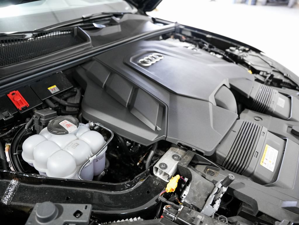 Used 2025 Audi Q7 3.0T Prestige image 44