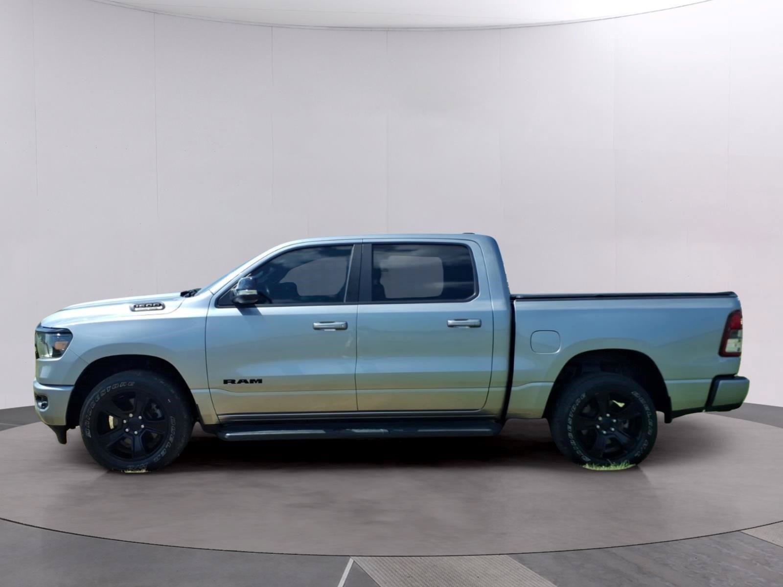 Used 2021 RAM 1500 Big Horn AWD/4WD image 2