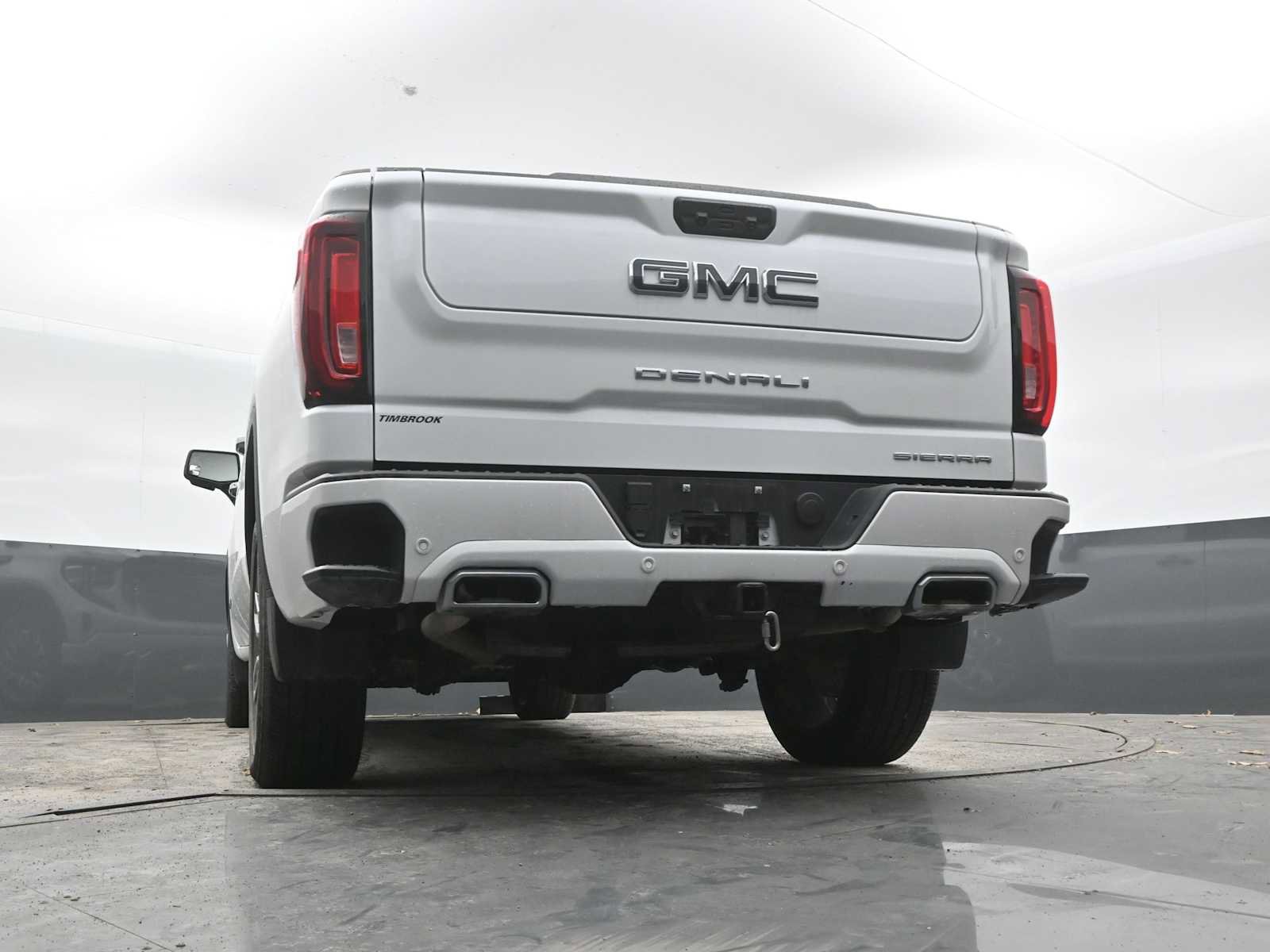 Used 2025 GMC Sierra 1500 Denali Ultimate AWD/4WD image 32