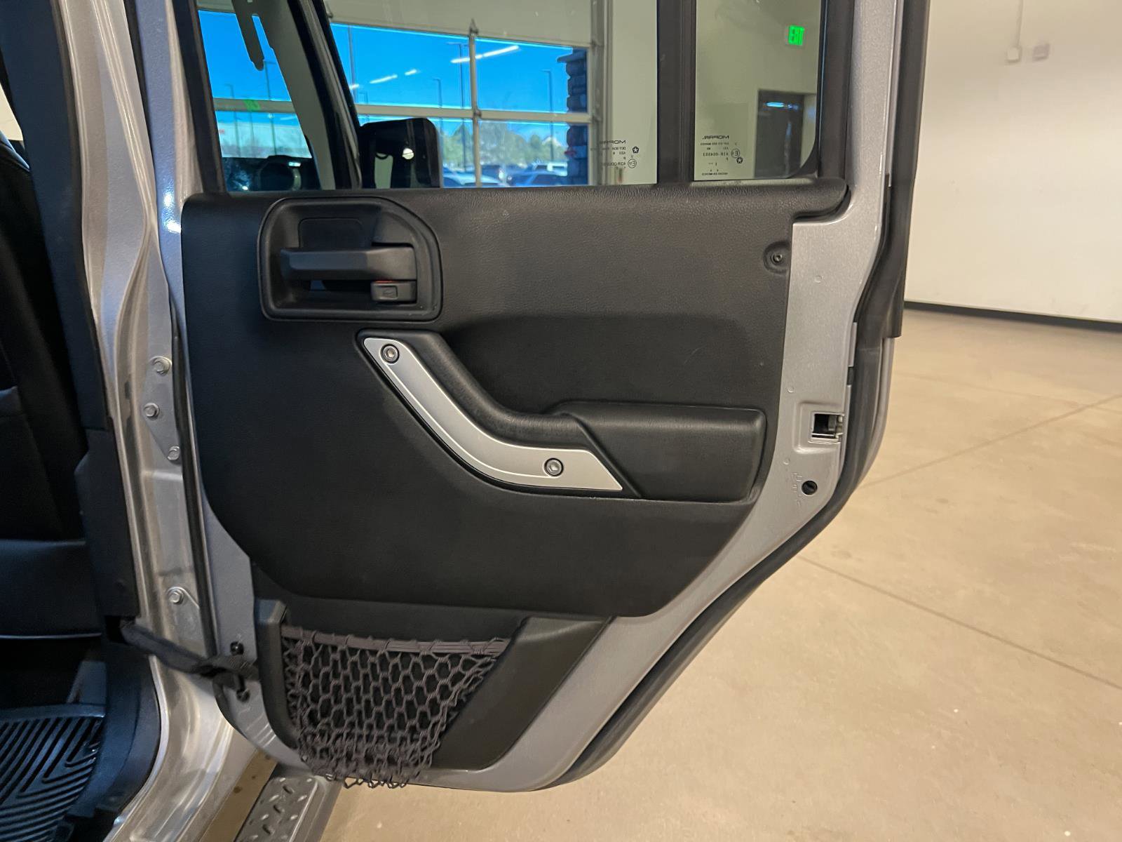 Used 2017 Jeep Wrangler Unlimited Rubicon image 30