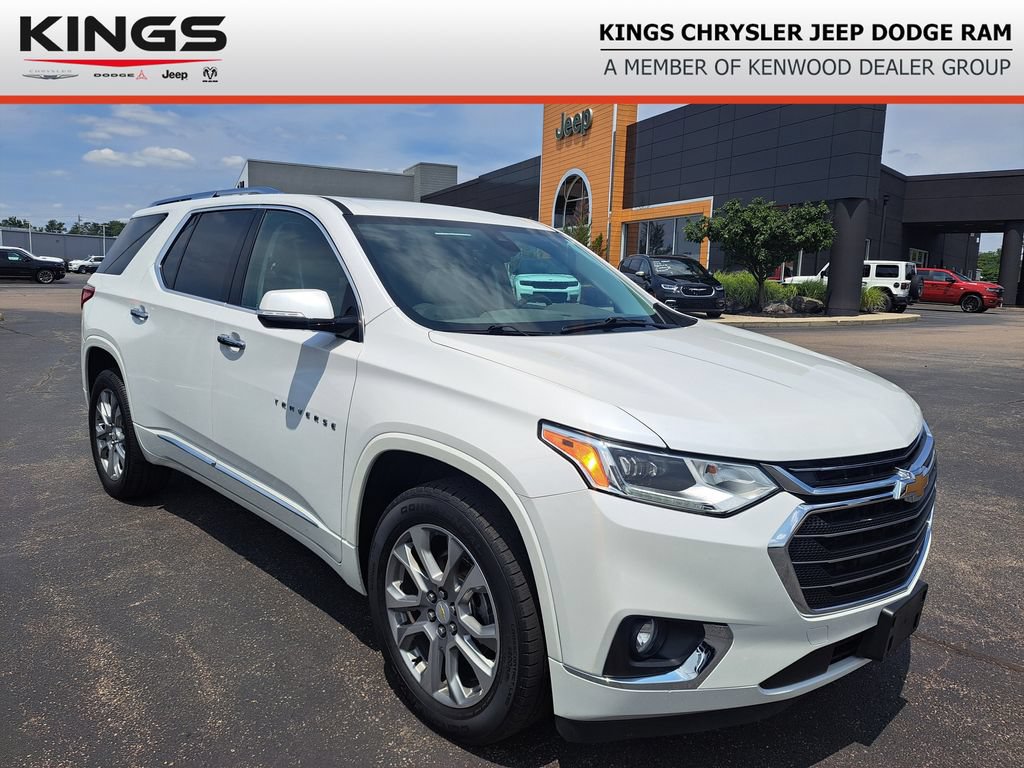Used 2019 Chevrolet Traverse Premier w/ Driver Confidence II Package FWD image 1