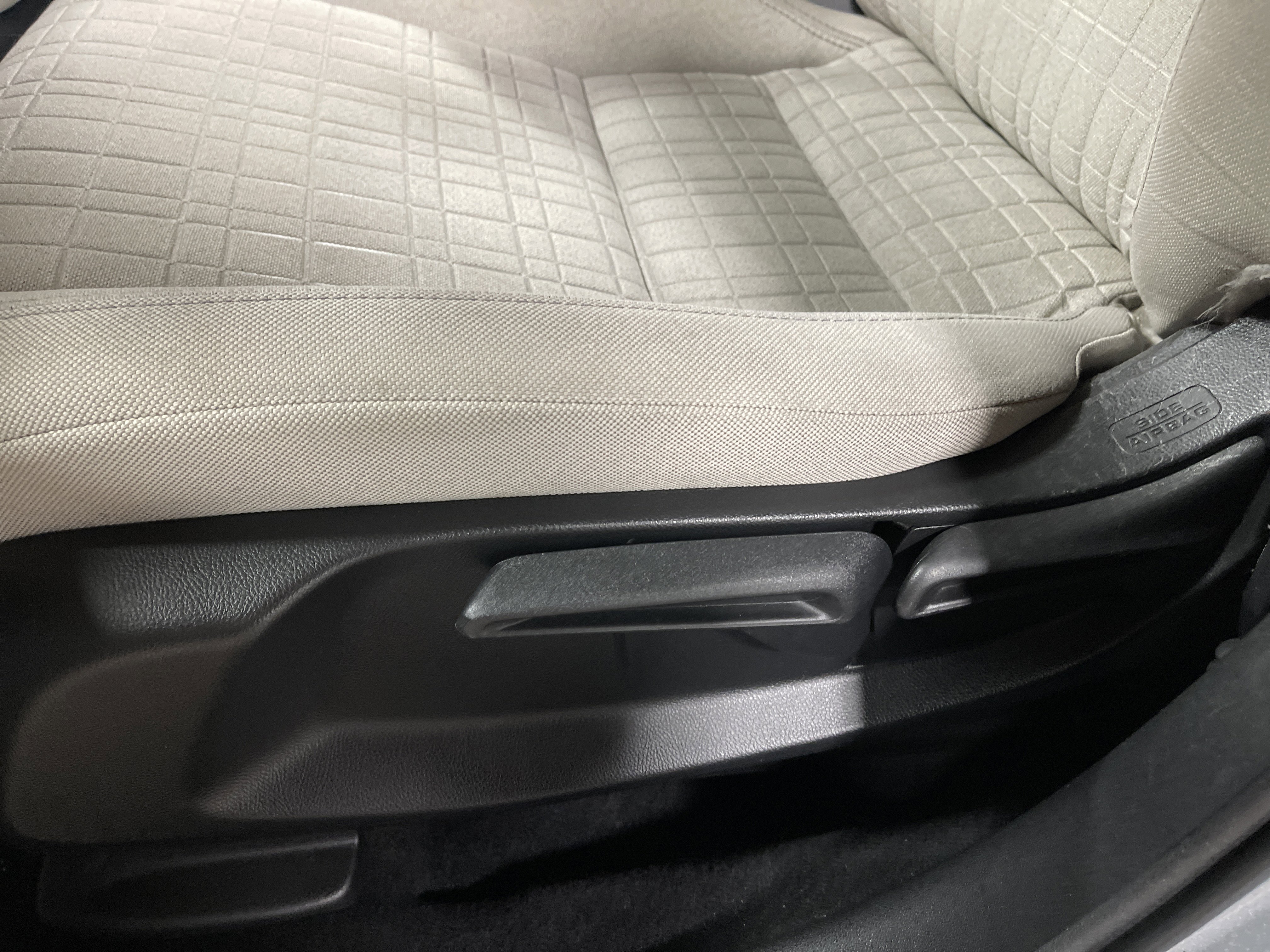 Used 2024 Honda HR-V LX image 9