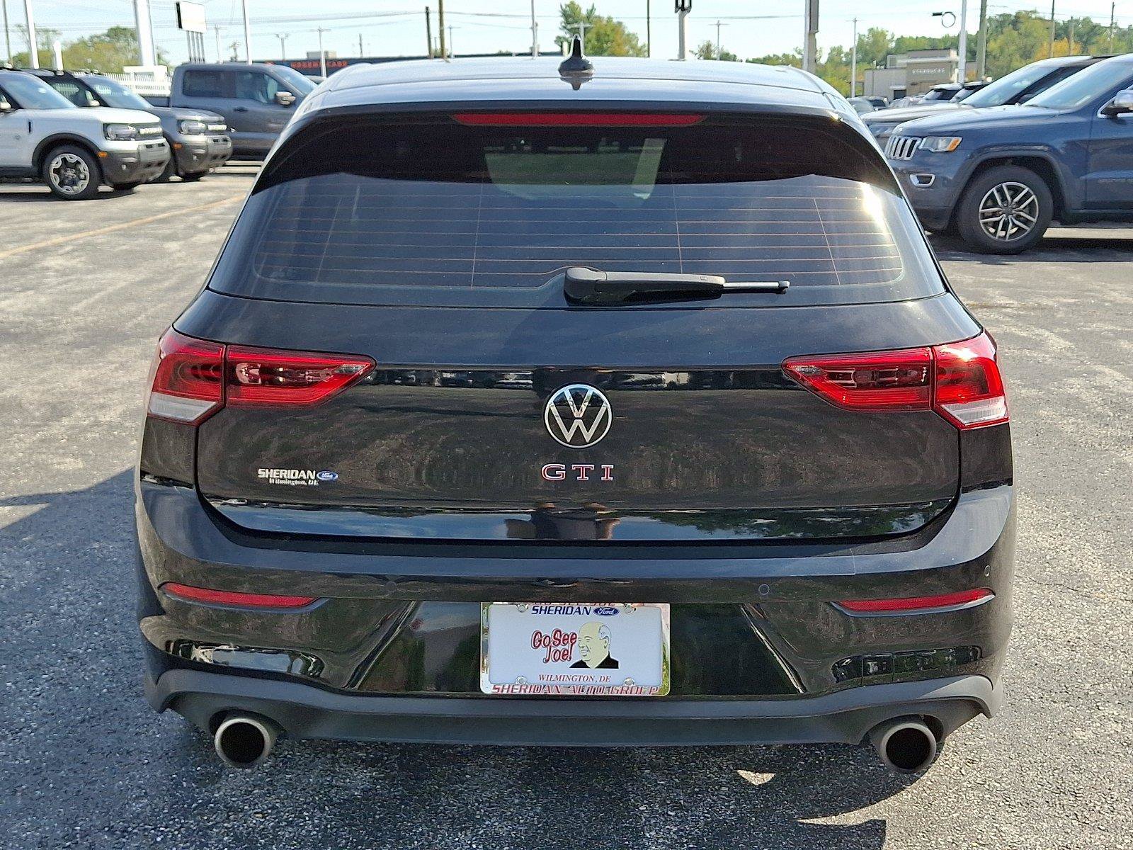 Used 2024 Volkswagen GTI SE FWD image 5