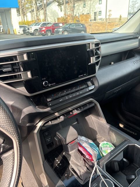 Used 2022 Toyota Tundra SR5 image 19