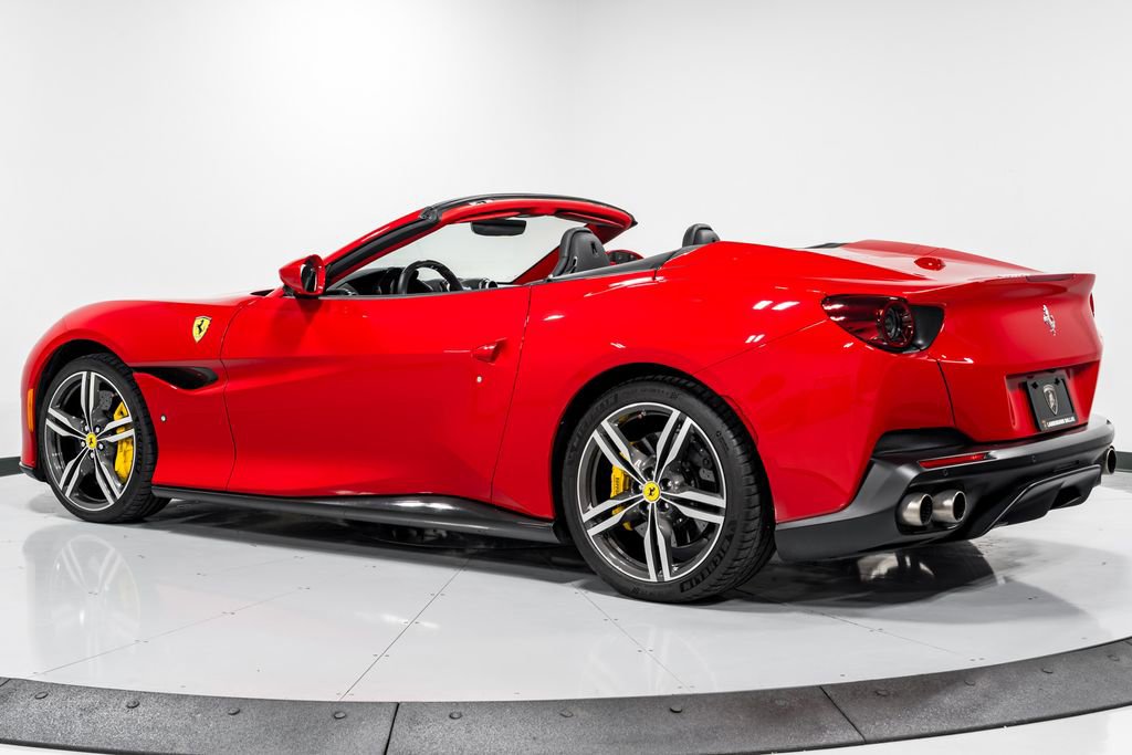 Used 2020 Ferrari Portofino RWD image 5