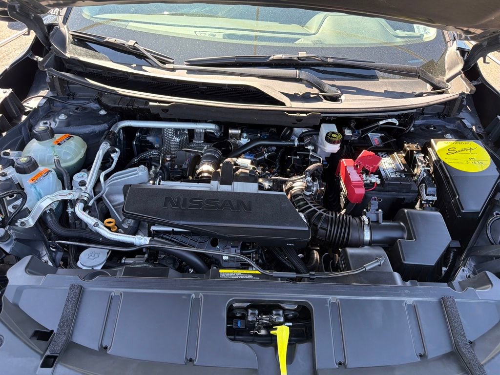 Certified 2025 Nissan Rogue S image 25