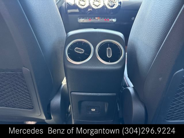 Used 2025 Mercedes-Benz CLA 250 4MATIC image 18