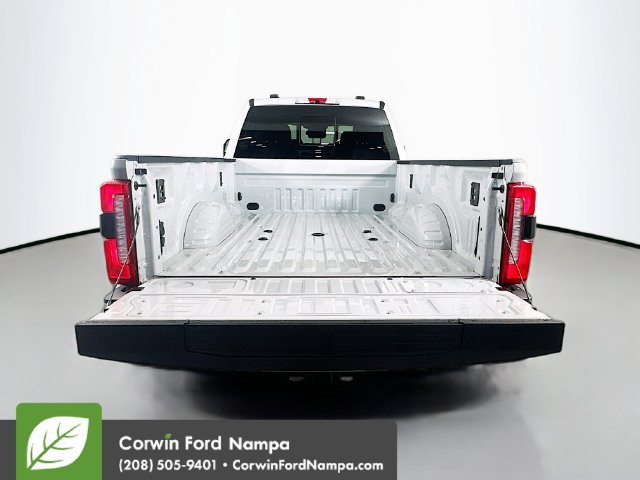 New 2026 Ford F350 Lariat w/ Lariat Ultimate Package AWD/4WD image 29