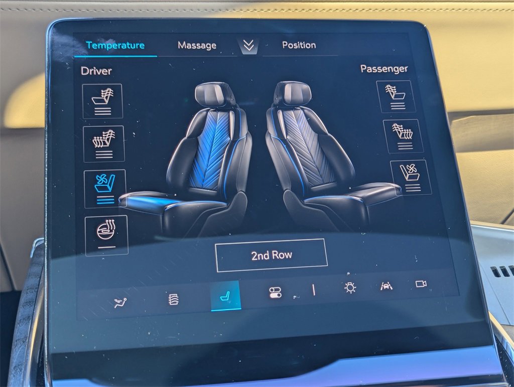 Used 2025 Cadillac Escalade IQ Sport 2 image 18