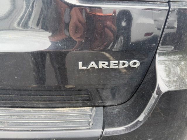 Used 2019 Jeep Grand Cherokee Laredo w/ Security & Convenience Group AWD/4WD image 12