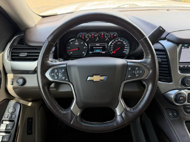 Used 2018 Chevrolet Suburban LT RWD image 14