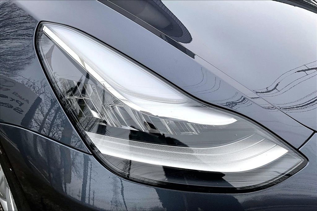 Used 2020 Tesla Model 3 Long Range image 30