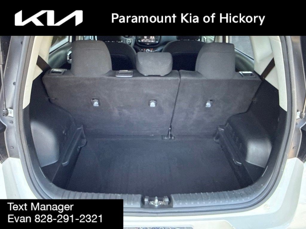 Used 2023 Kia Soul LX FWD image 10