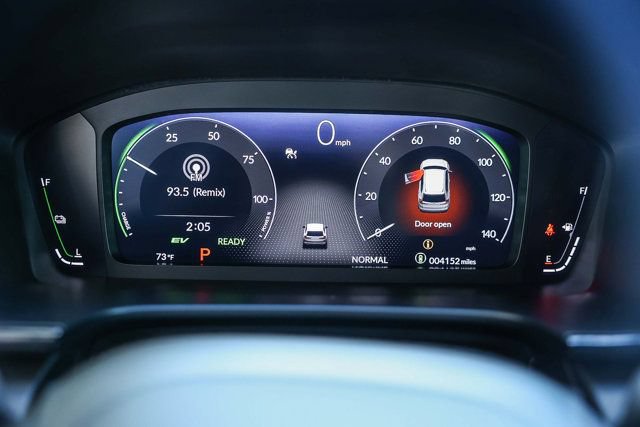 Certified 2026 Honda CR-V TrailSport image 31
