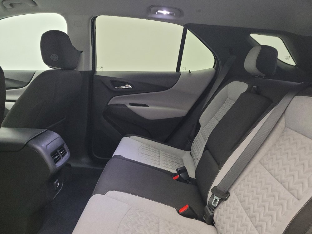 Used 2023 Chevrolet Equinox LT w/ LPO, Floor Liner Package image 18