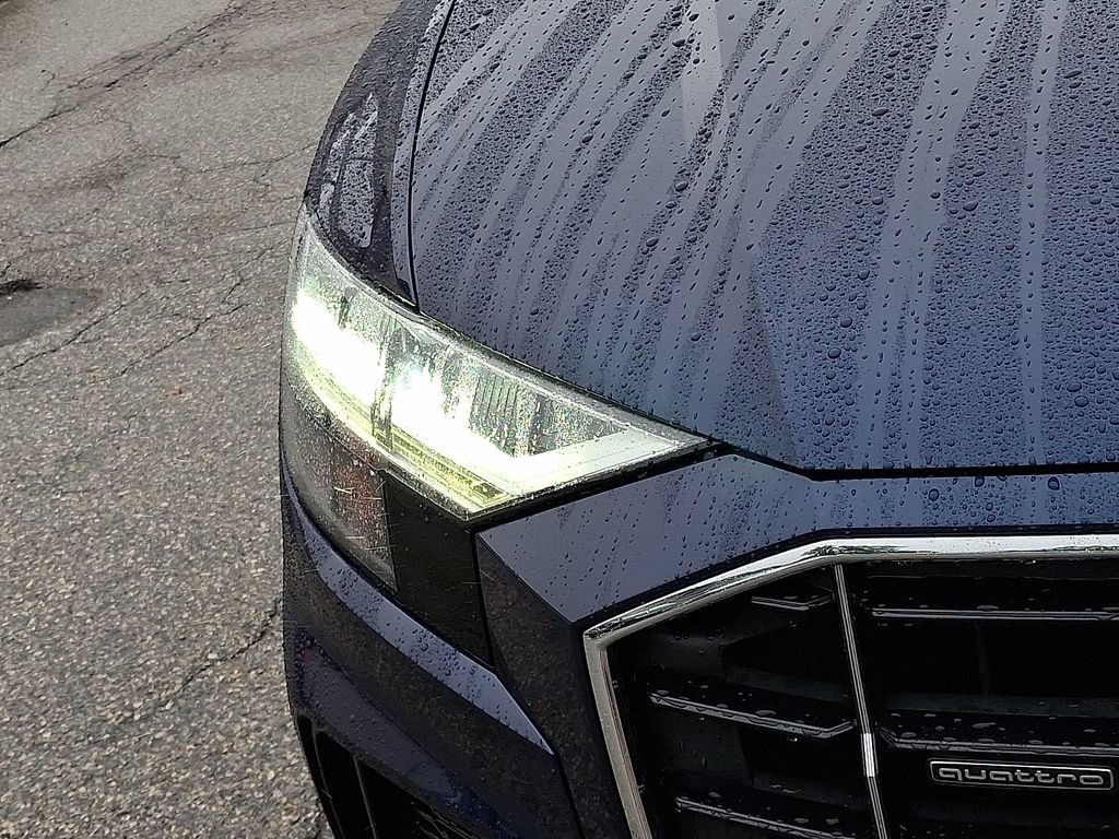 Used 2020 Audi Q8 Premium Plus w/ Premium Plus Package AWD/4WD image 9