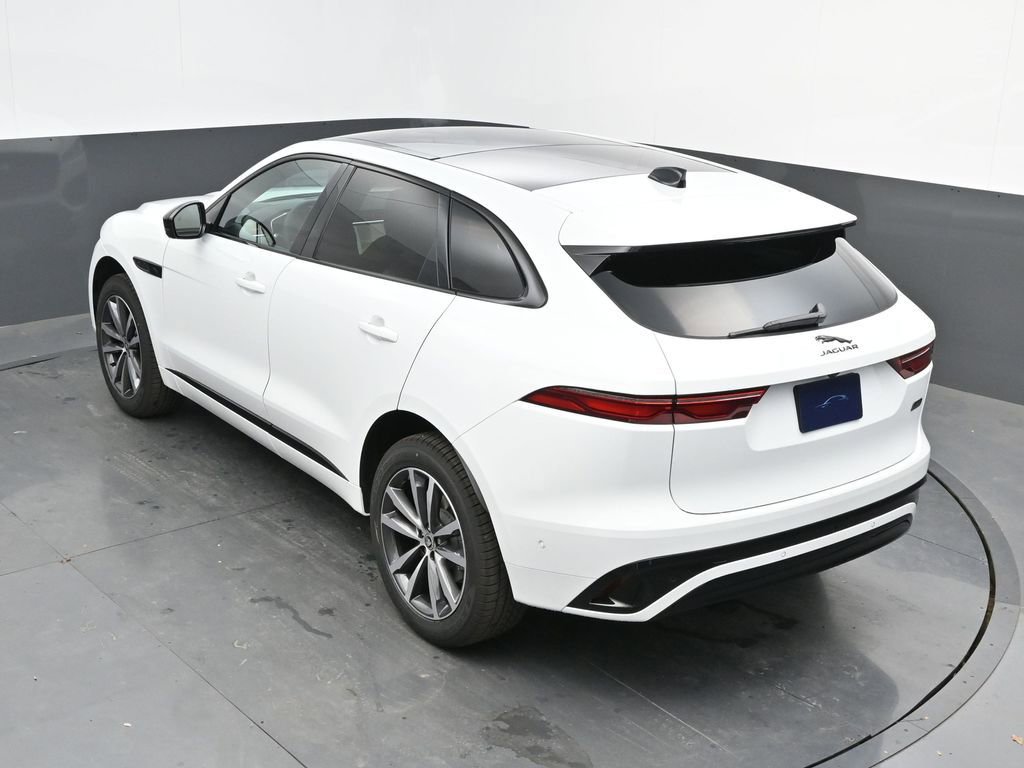 New 2026 Jaguar F-PACE R-Dynamic S image 31
