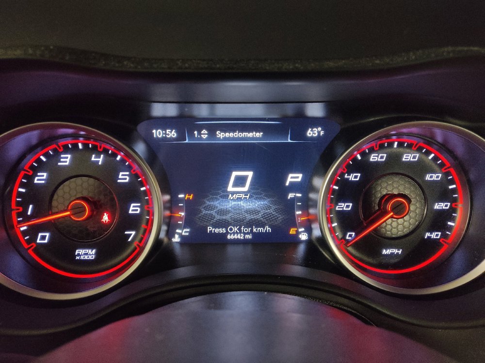 Used 2022 Dodge Charger SXT w/ Driver Convenience Group image 23