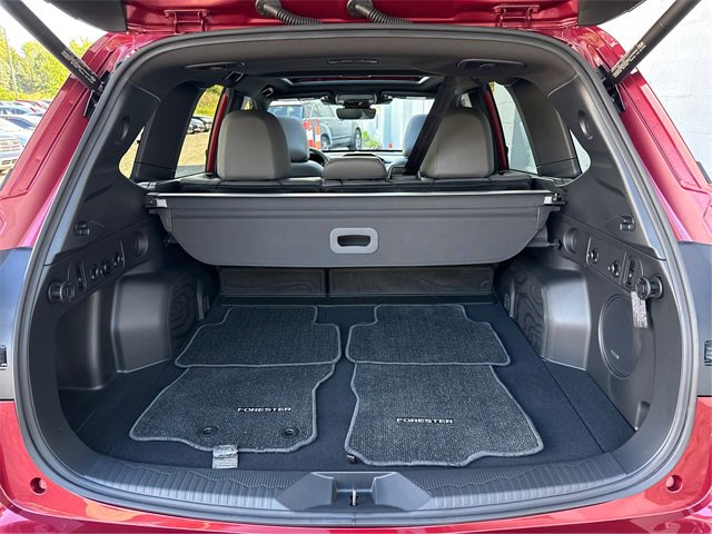 Used 2025 Subaru Forester Limited image 14