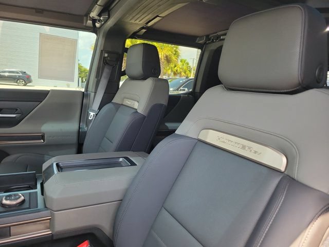 Used 2025 GMC Hummer EV 3X AWD/4WD image 17