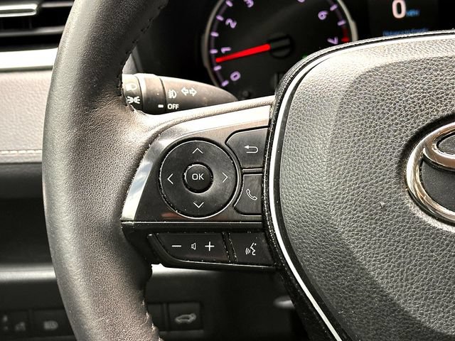 Used 2021 Toyota RAV4 XLE Premium FWD image 22