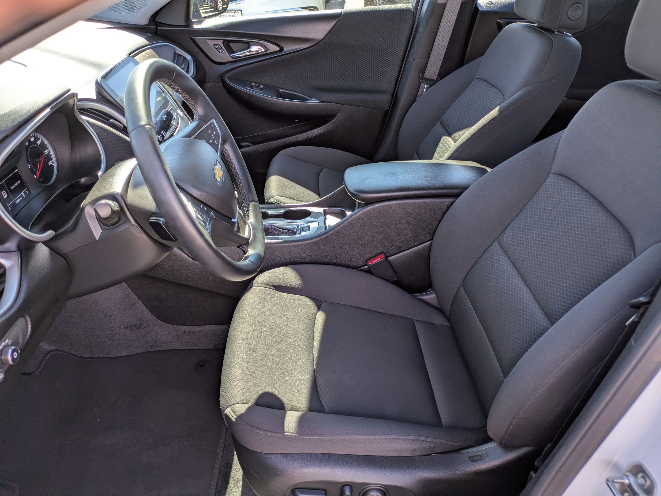 Certified 2025 Chevrolet Malibu RS image 10