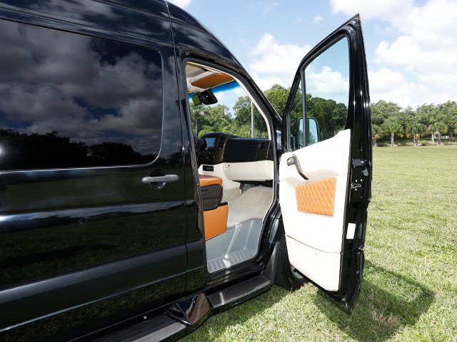 Used 2017 Mercedes-Benz Sprinter 3500 image 19