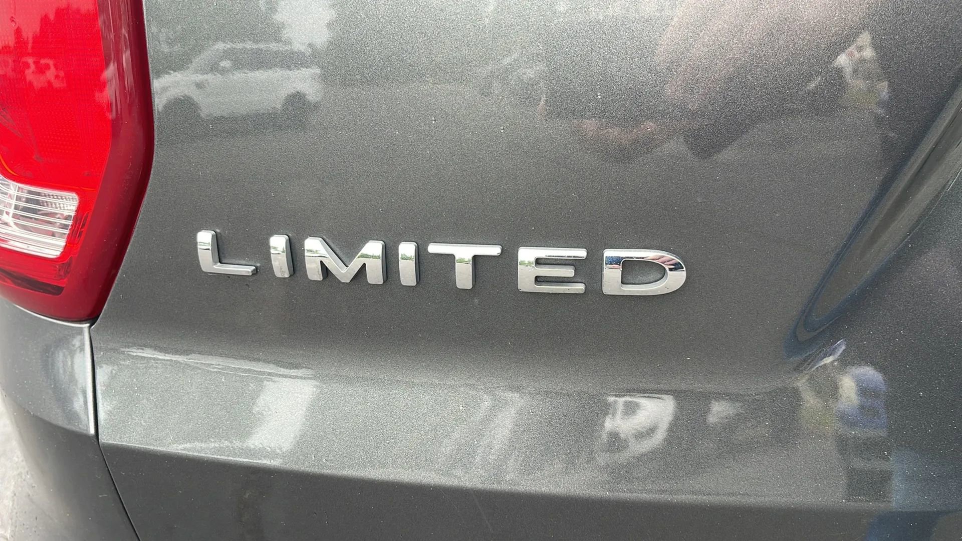 Used 2019 Ford Explorer Limited w/ Class III Trailer Tow Package AWD/4WD image 29