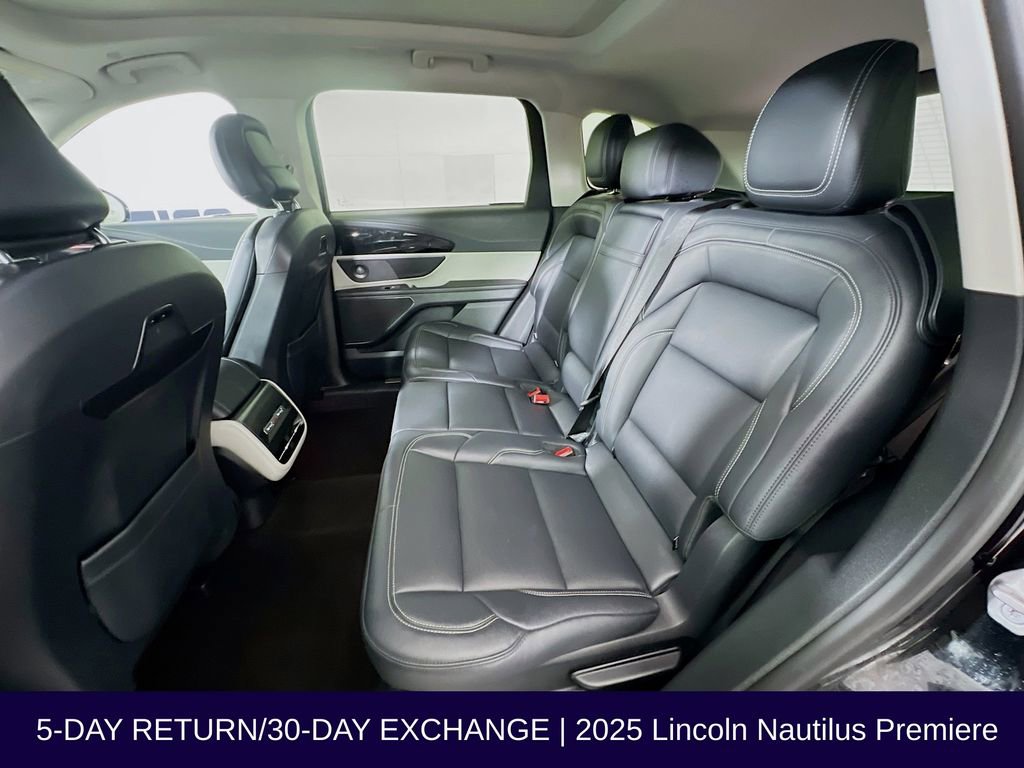 Used 2025 Lincoln Nautilus Premier w/ Equipment Group 102A AWD/4WD image 28
