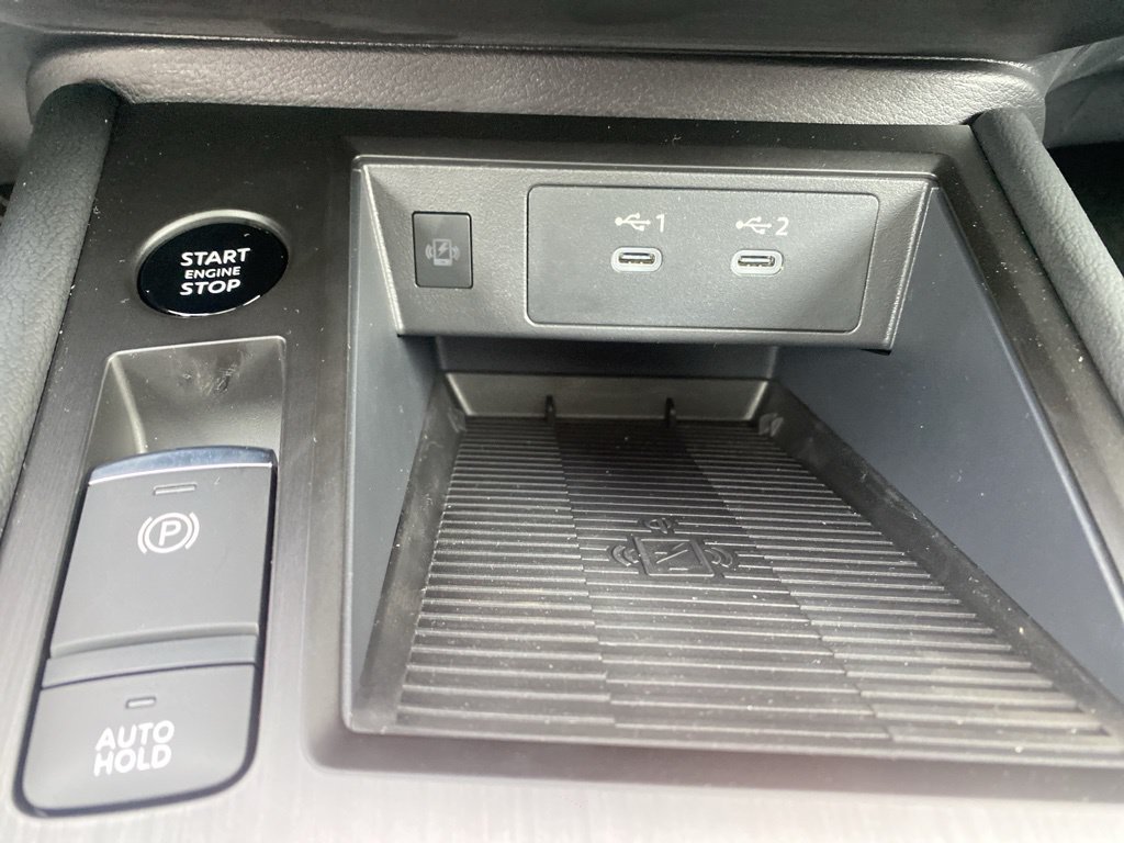New 2026 Nissan Kicks SR w/ SR Premium Package FWD image 27