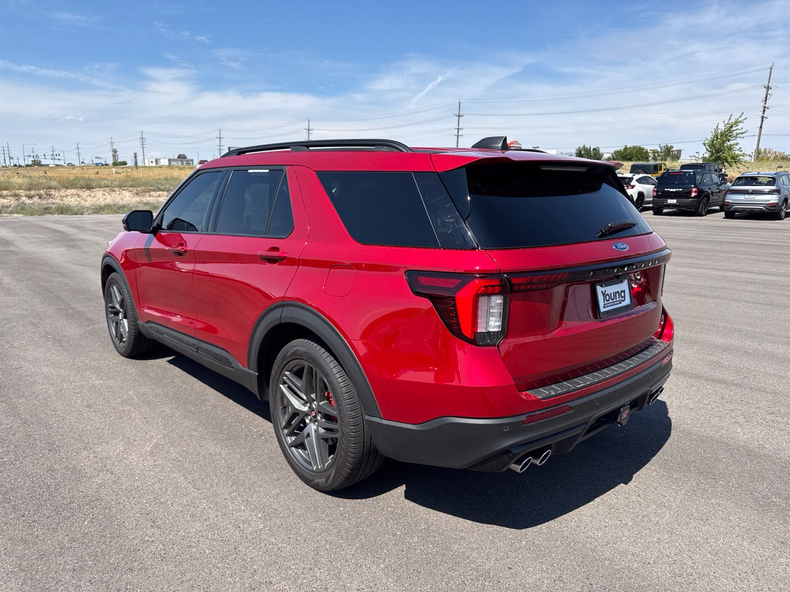 Used 2025 Ford Explorer ST w/ Sun And Sound Package AWD/4WD image 5