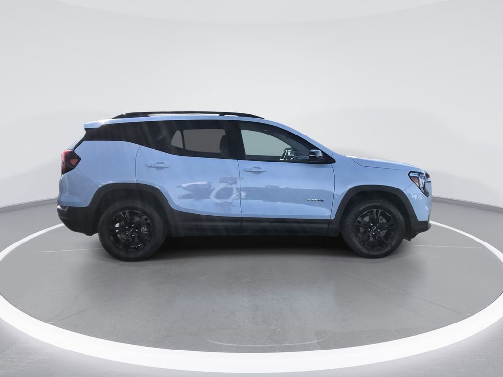 Used 2023 GMC Terrain AT4 image 9