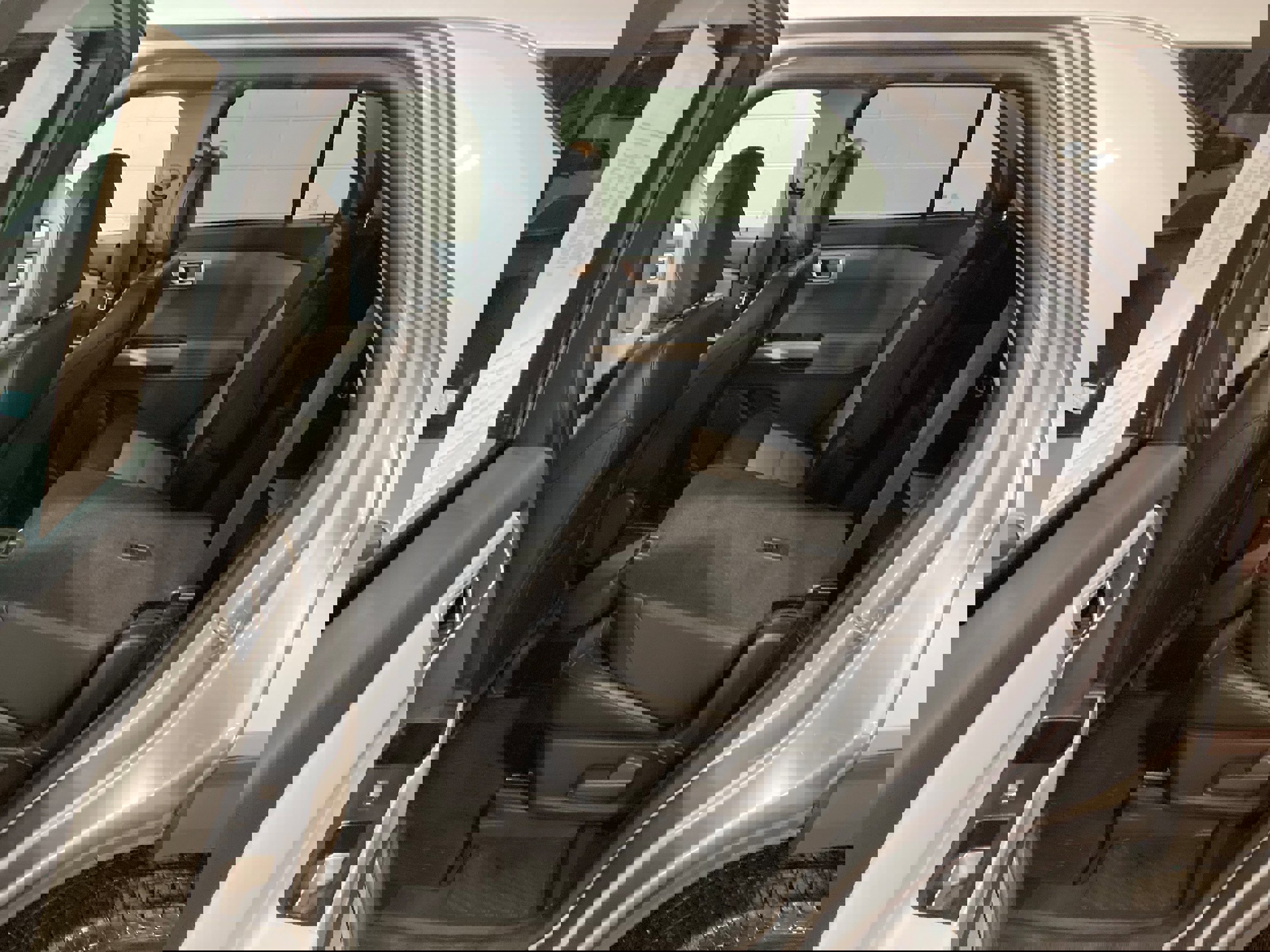 Used 2023 Ford Explorer XLT w/ Equipment Group 202A image 20