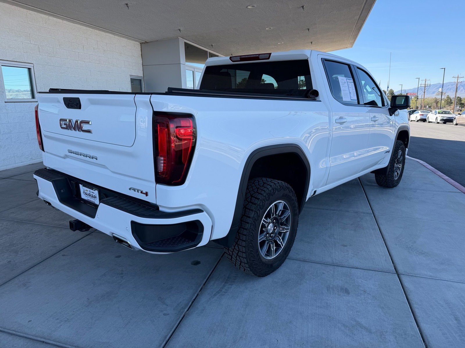 Used 2025 GMC Sierra 1500 AT4 image 3