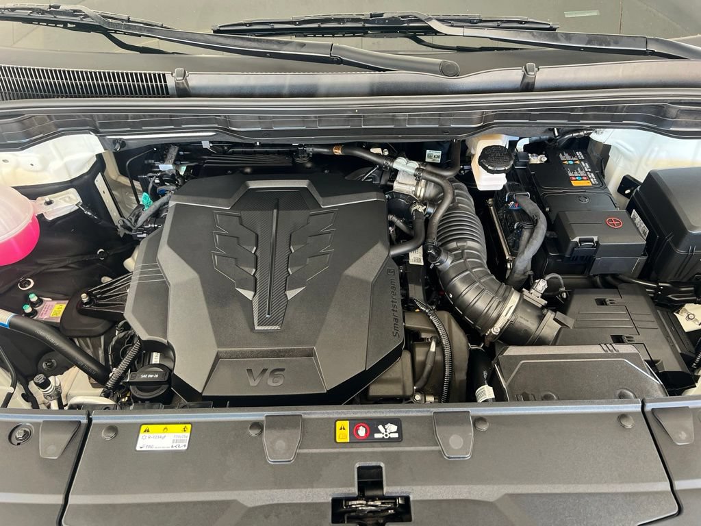 Certified 2025 Kia Carnival FWD image 25