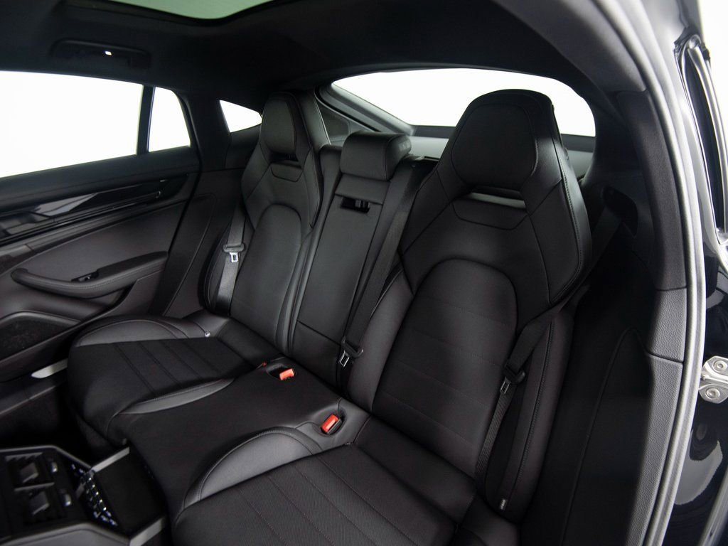 New 2026 Porsche Panamera 4 image 36