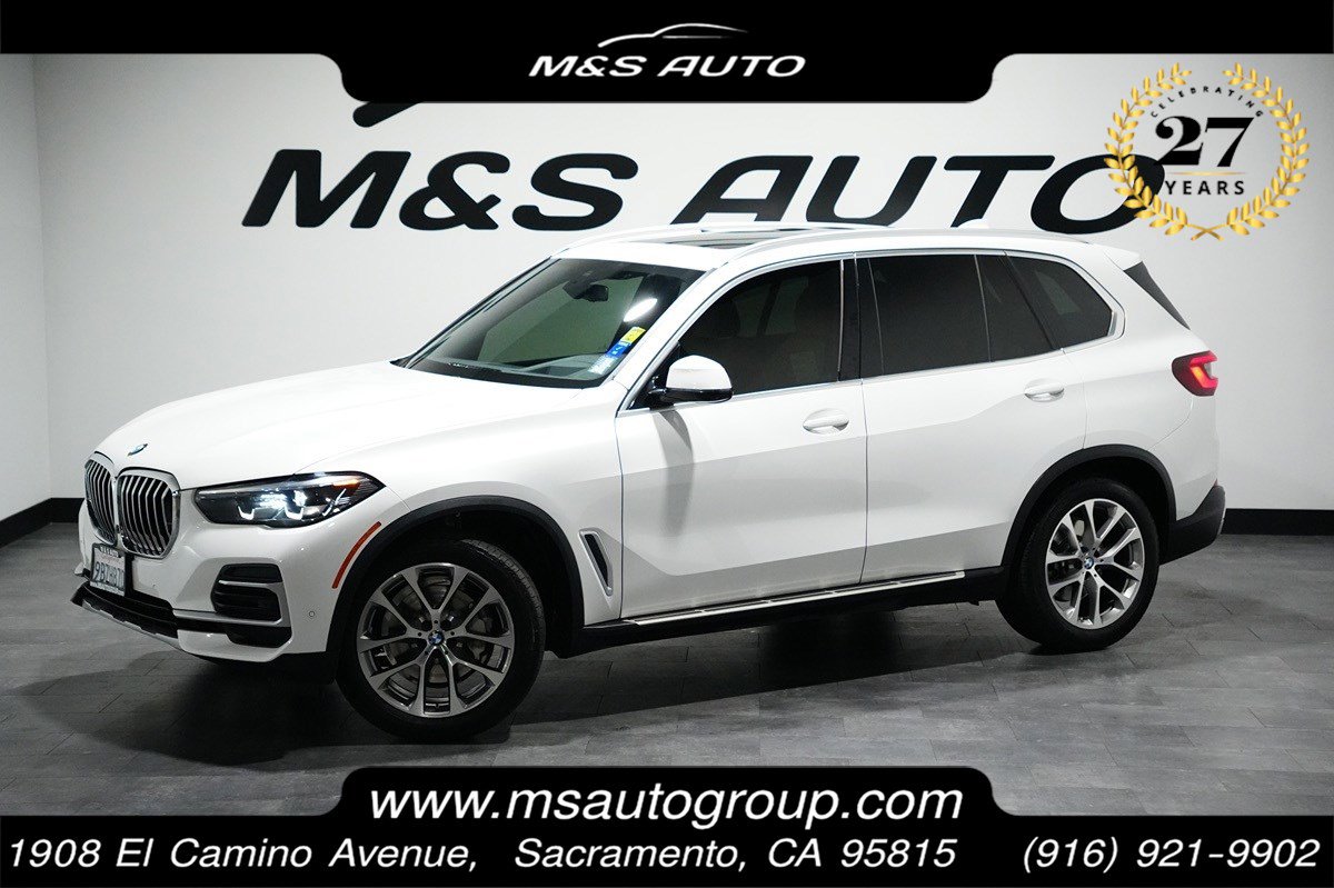 Used 2022 BMW X5 xDrive40i w/ Premium Package image 1